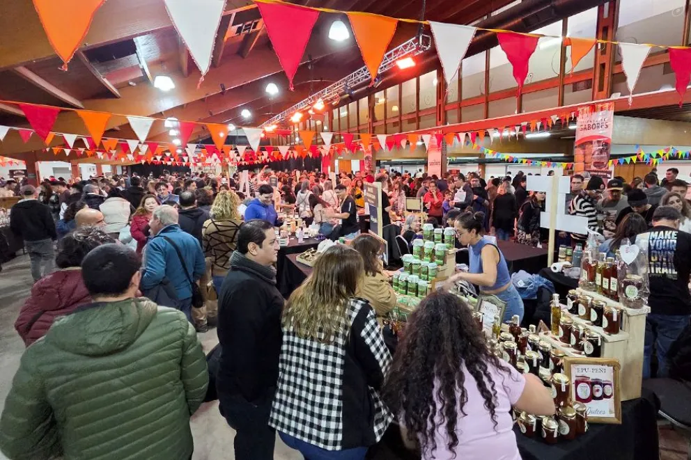 En este momento estás viendo “Tienda de Sabores” llega a Neuquén capital con más de 50 productores de toda la provincia