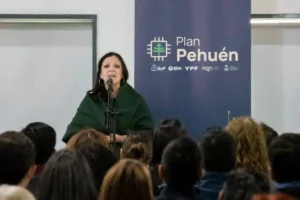 Lee más sobre el artículo Casi 600 notebooks llegan a escuelas neuquinas para ampliar el acceso a la tecnología