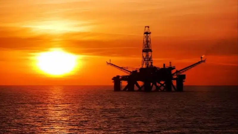 Malvinas: extienden por cinco años las licencias petroleras en medio de la disputa con Argentina