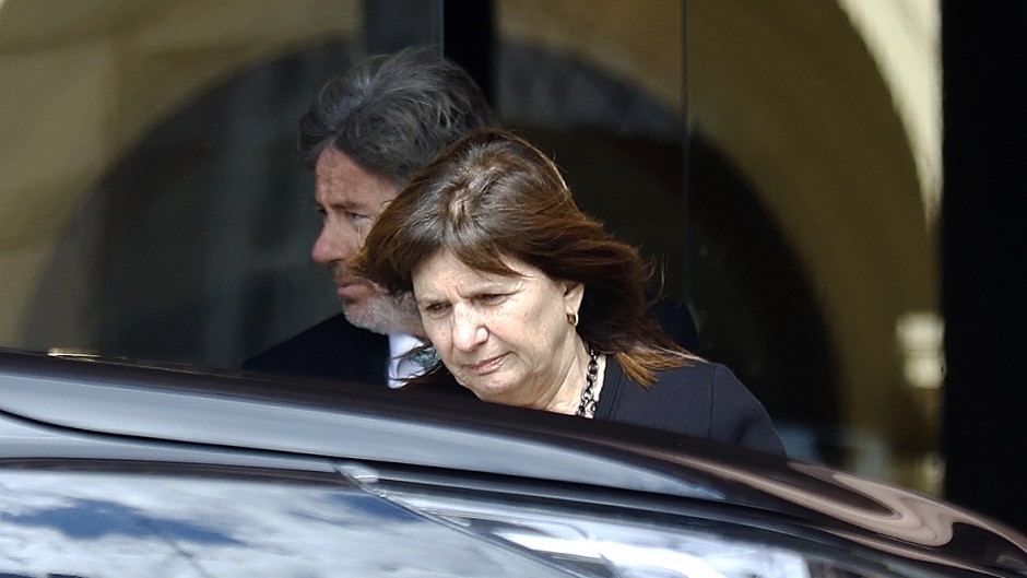 Bullrich cuestiona a Caputo por los cambios en discapacidad y expone una interna en el Gobierno