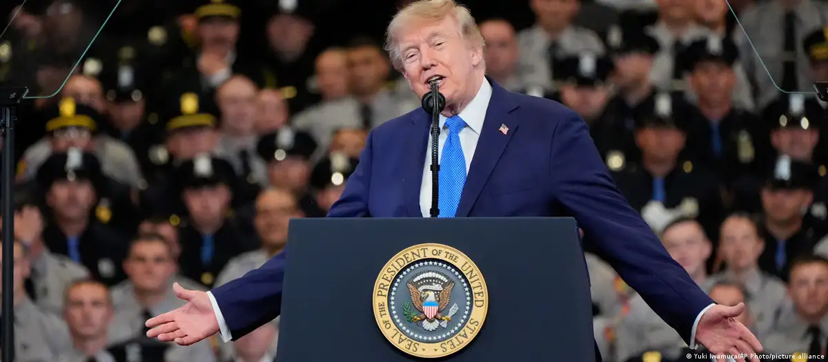 Trump amenaza a Irán con una respuesta aún más dura si vuelve a atacar