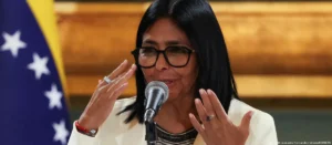 Lee más sobre el artículo Delcy Rodríguez dice que habrá elecciones en Venezuela cuando el país esté preparado