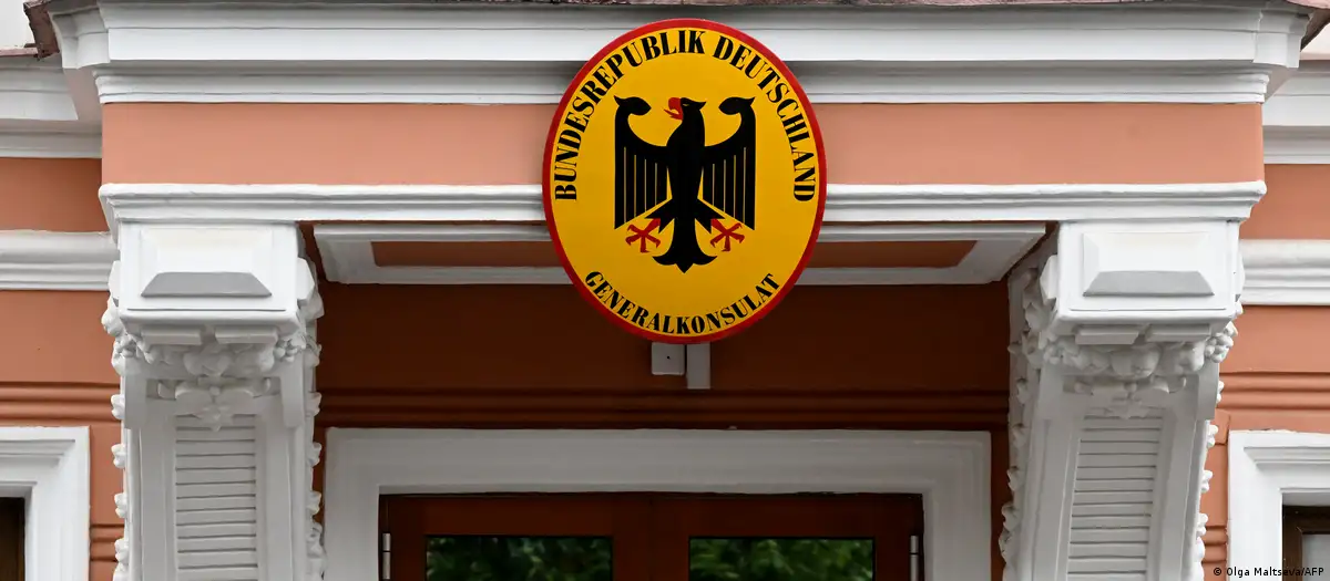 Lee más sobre el artículo Rusia cierra el consulado alemán en San Petersburgo y escala la tensión con Berlín