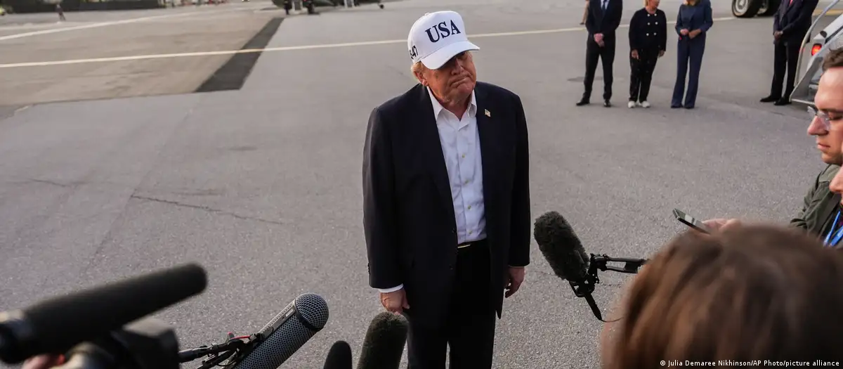 Trump acusa a sus críticos de impulsar una “conspiración enfermiza” contra la inteligencia artificial