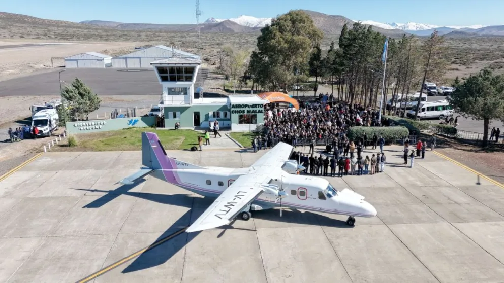 Chos Malal vuelve a estar conectada por aire con Neuquén capital