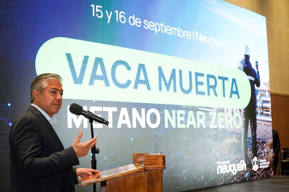 Figueroa puso al ambiente en el centro del desarrollo de Vaca Muerta