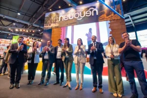 Lee más sobre el artículo Neuquén llevó la Patagonia a Buenos Aires: sabores, paisajes y experiencias en la FIT