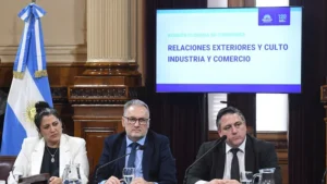 Lee más sobre el artículo A pedido de Estados Unidos, La Libertad Avanza consiguió dictamen para avanzar con el tratado de patentes