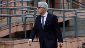 Lee más sobre el artículo Alberto Ades cuestiona el rumbo económico y abre una grieta en el programa de Caputo
