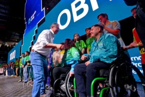 Lee más sobre el artículo Neuquén presentó 45 obras por $685.800 millones para transformar el deporte, el turismo y la cultura
